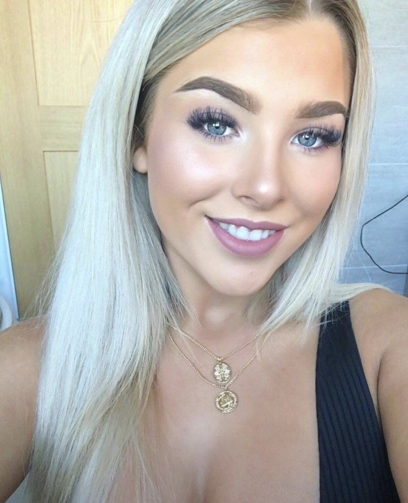 Madelin Wright football player