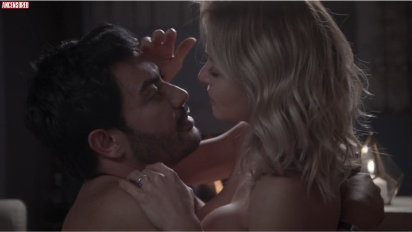 Angelica Boyer is hot