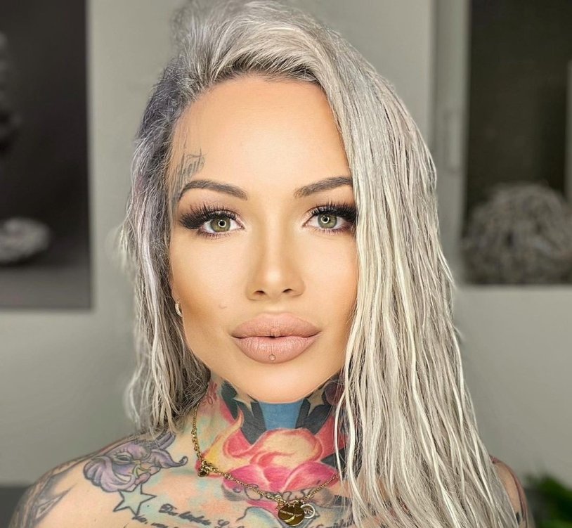 Juliane Forster Tattoo