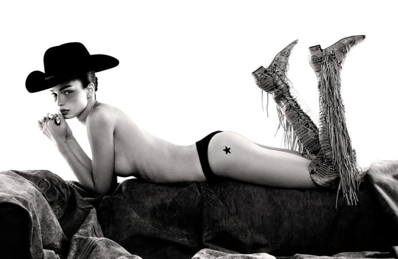 Slender Nude from the first person