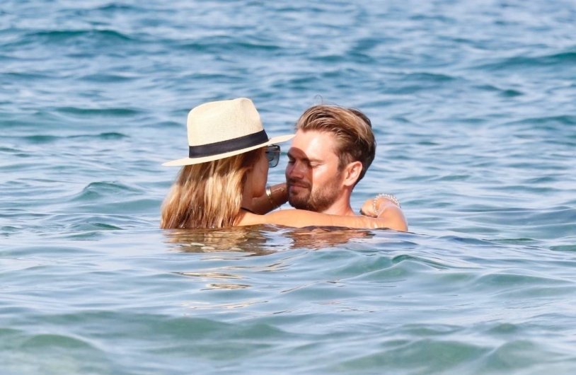 Model Jessica Bartlett