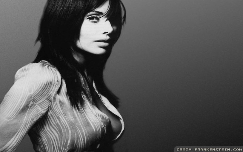 Natalie Imbrulya Paparazzi