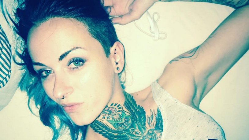 Unusual intimate photos of girls