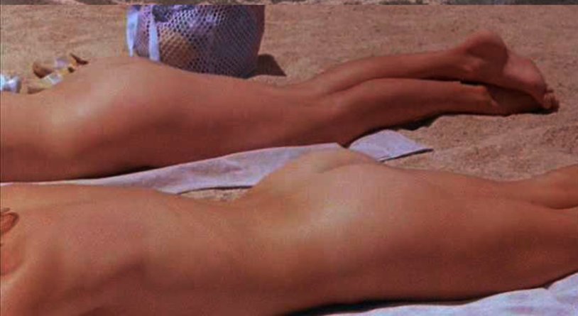 Lia Thompson Lorrain Baines Naked