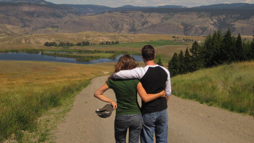 Stranger Jamie and Claire bed scenes