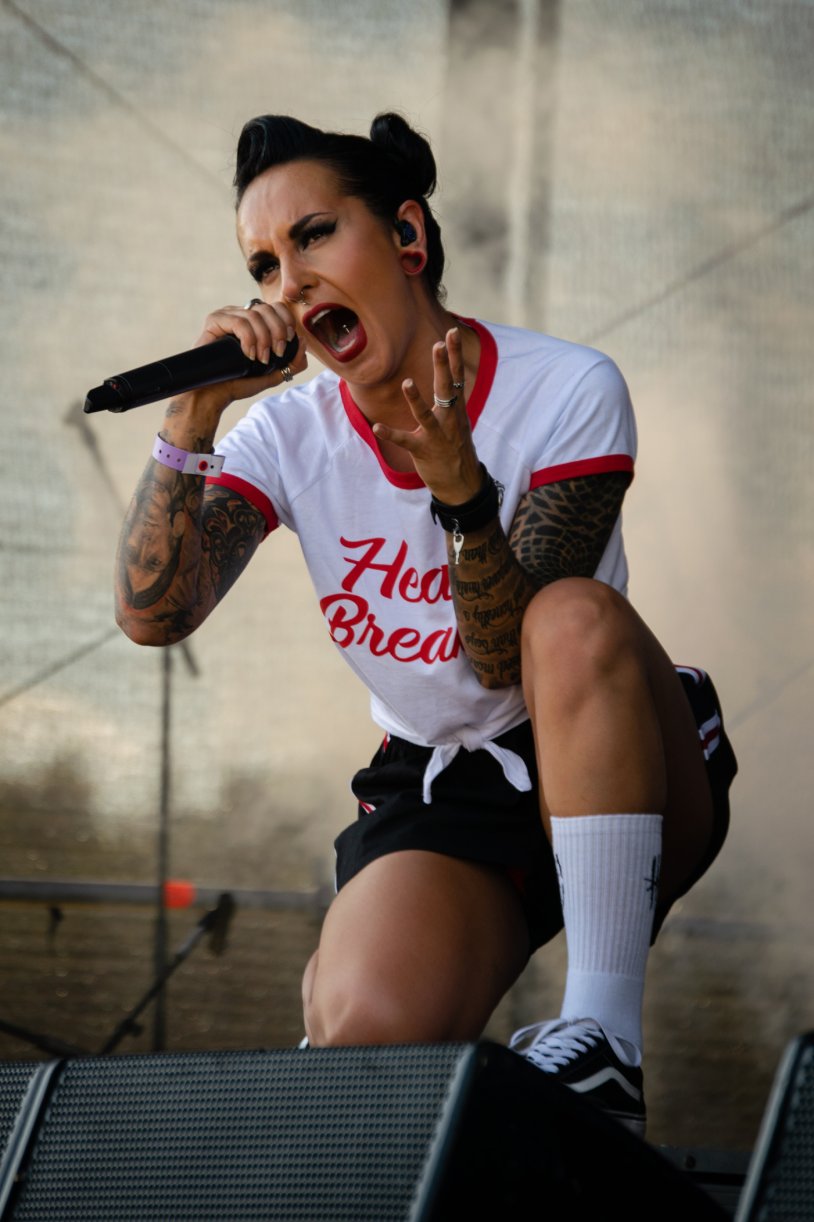 Jinjer vocalist
