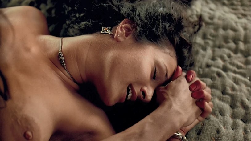 Indira Varma Kamasutra Lesbian XXX