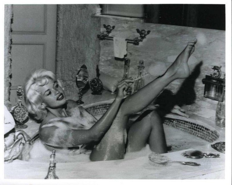Jane Mansfield Nude