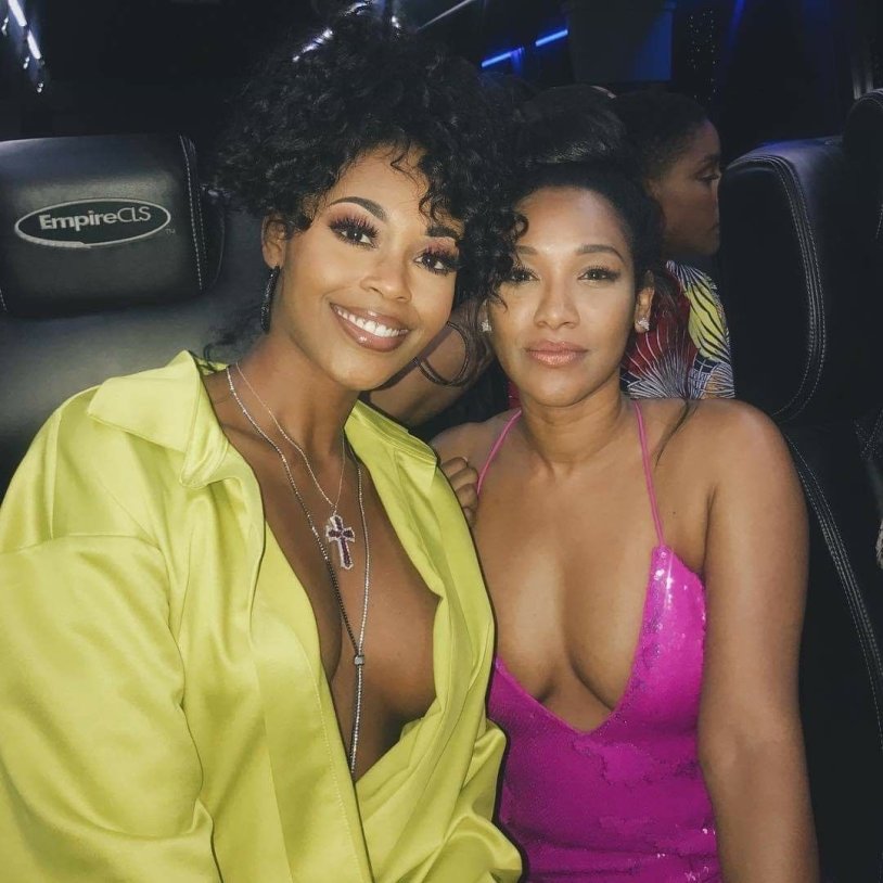 Iris West Allen Naked