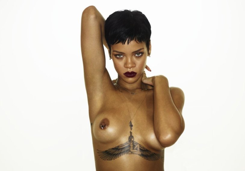 Naked singer Rihanna 2020