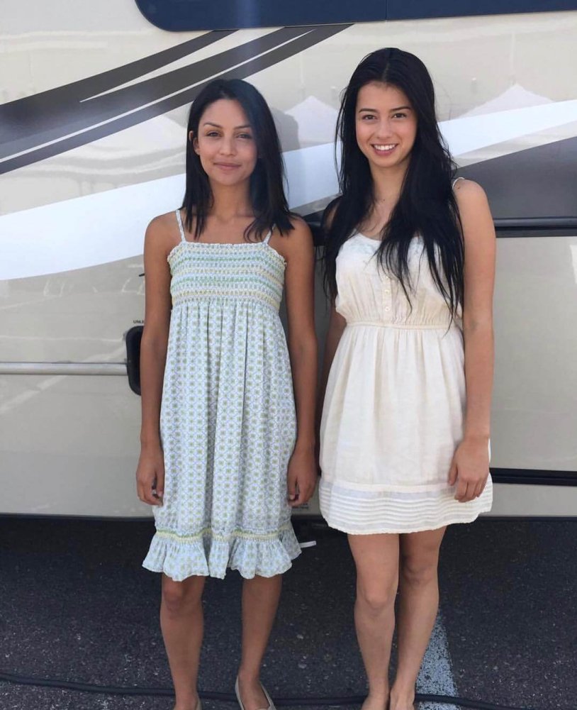 Amber Midfunder foot legs