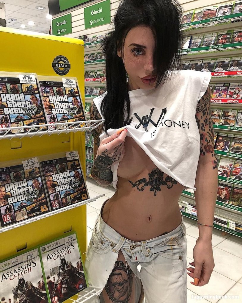 Onlifans Alexis Muchchi