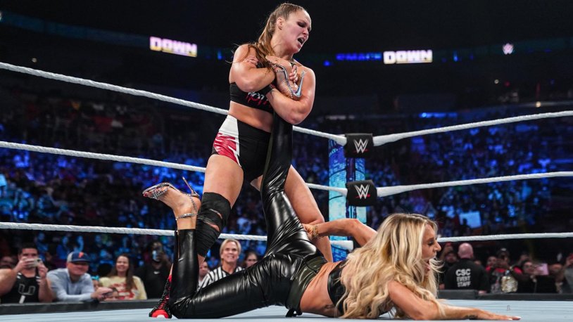 Ronda Rosey Vs Charlotte Flair