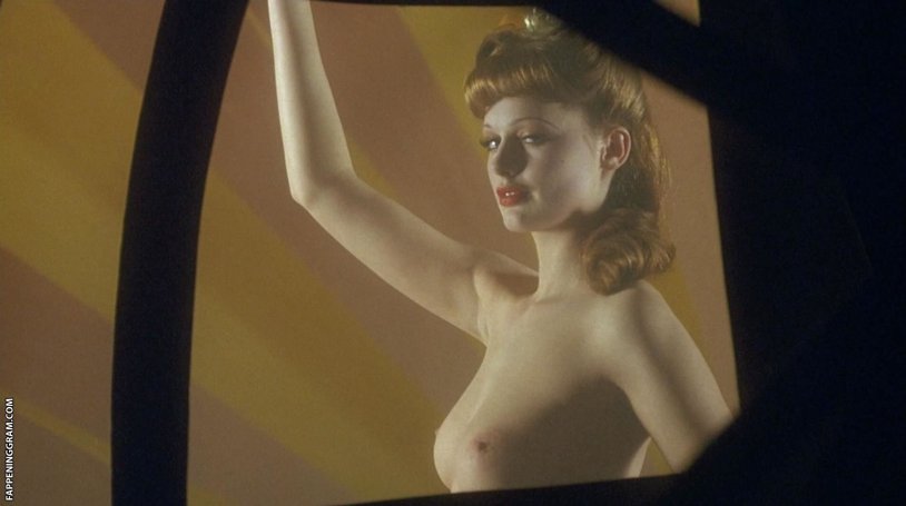 Actress Kelly Brook Naked