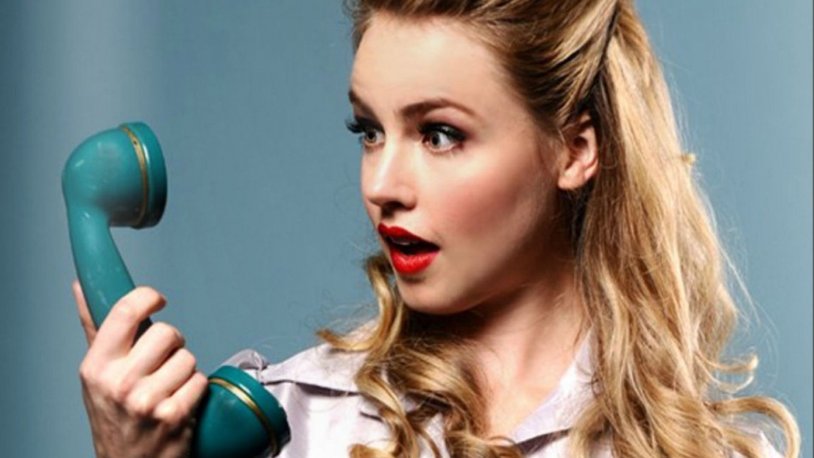 Amanda Schull is hot