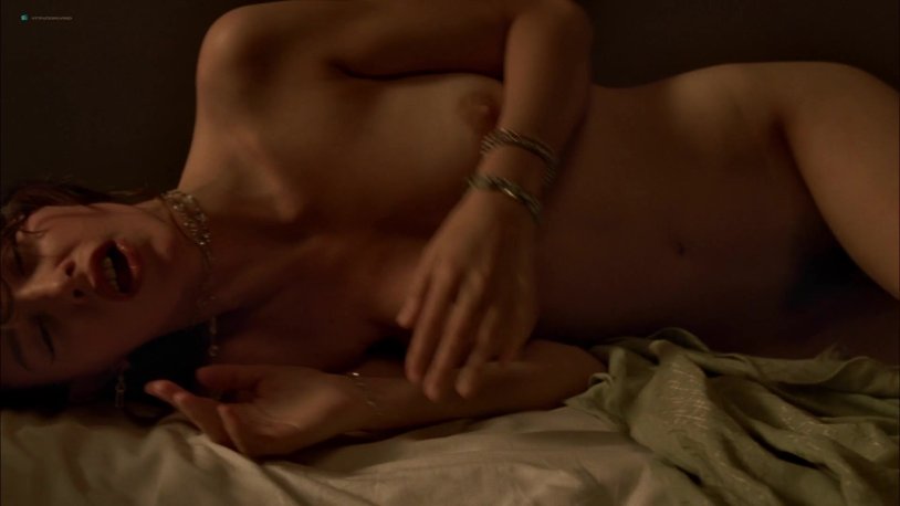 PAS de la Uert underground Empire Nude