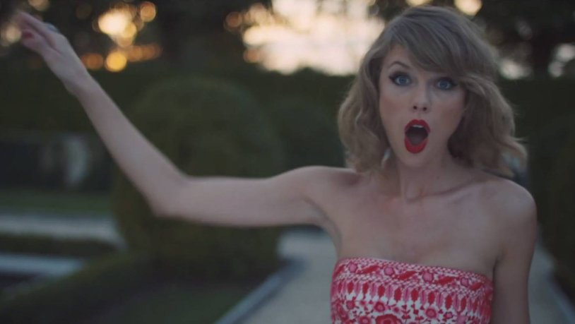 Taylor Swift Topless