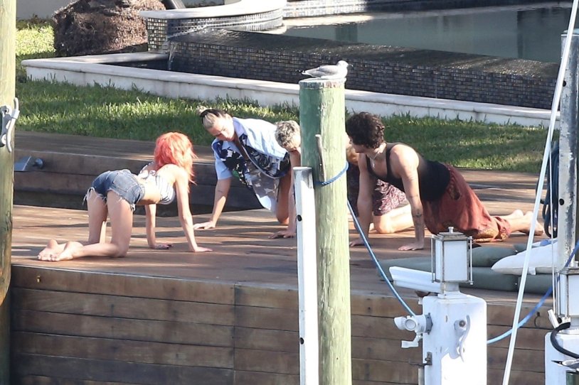 Dua lipa naked naked