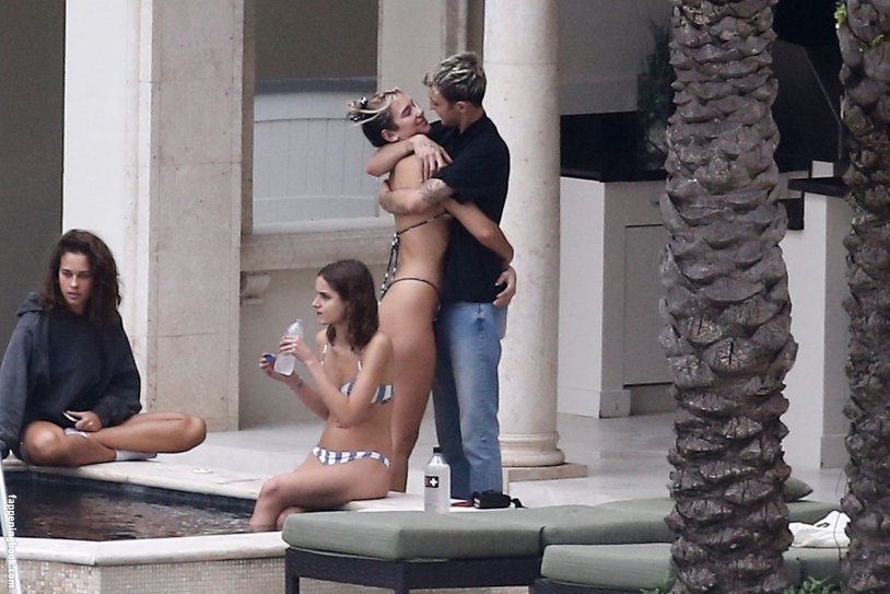 Dua lipa naked naked