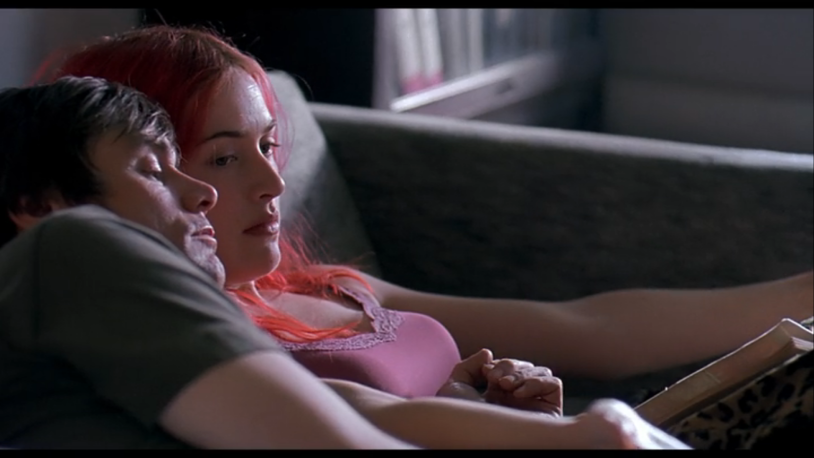 Kate Winslet underwater