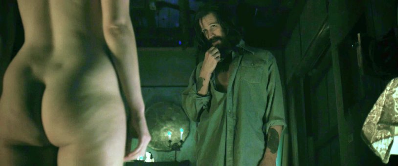 Hannah is supernatural naked