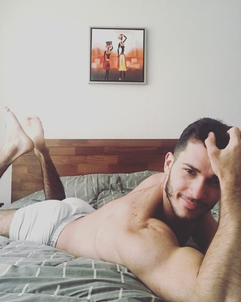 Naked Jamie Dornan in the series collapse