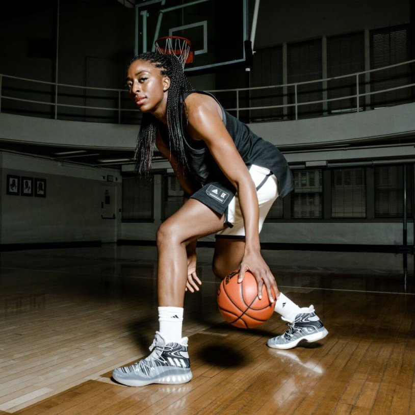 Chiney Ogwumike Butts