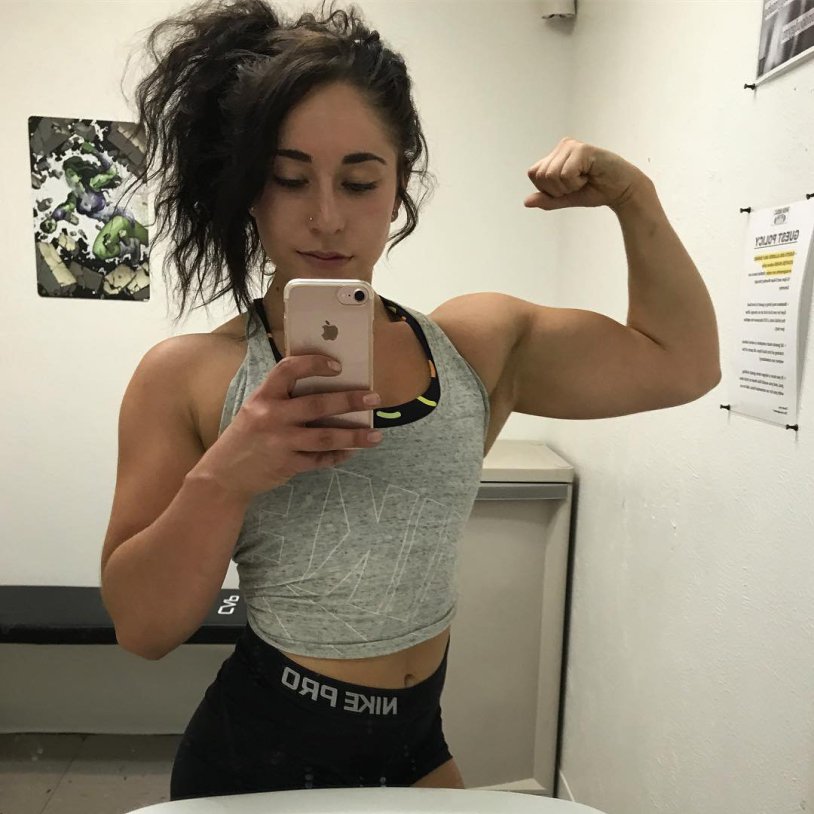 Serena Abweh Biceps
