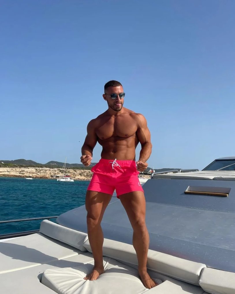 Mike Turston Bodybuilder