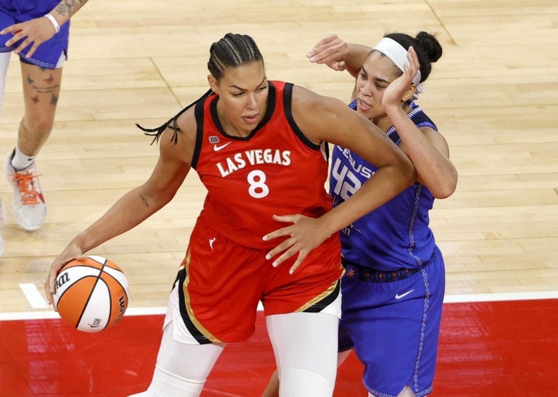 Liz Cambridge basketball player