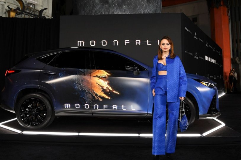 Joey King Photoshoot