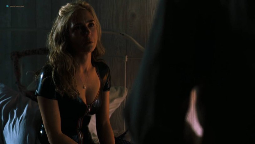 Jennifer connelly 1991 breast