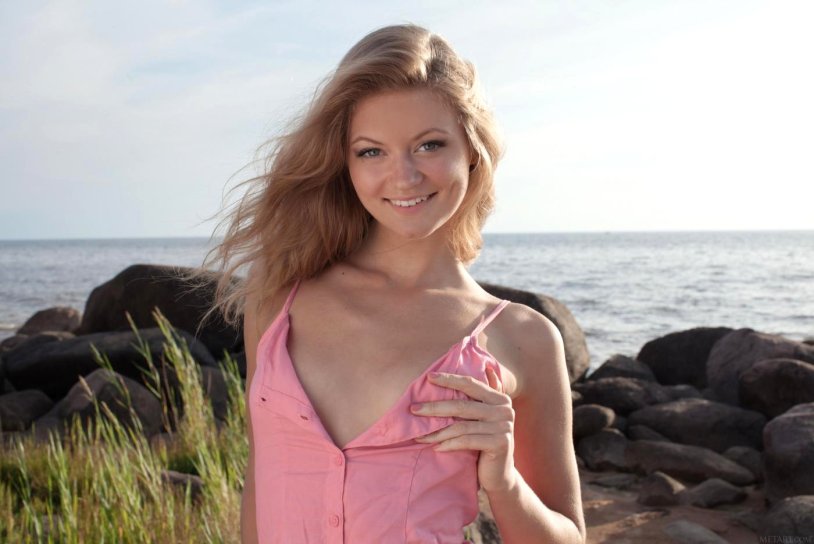 Patricia Alamo is a well-known fitness model,