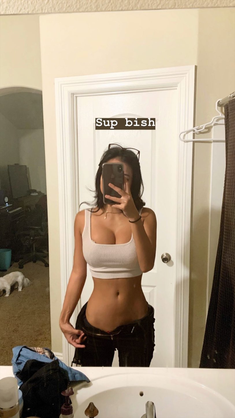 Lesbian kiss Alice Milano