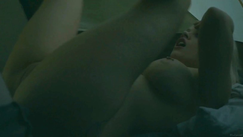 Naked Nadia Fares / Nadia Farès