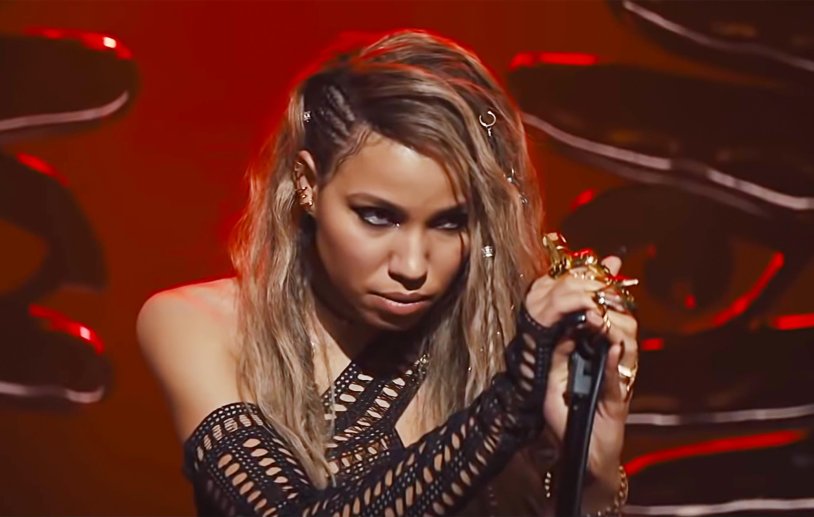 Jurnee Smollett-Bell +18