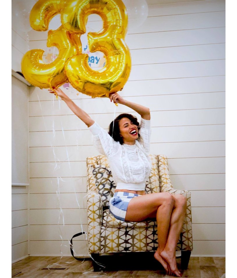 Jernie Smollett's legs