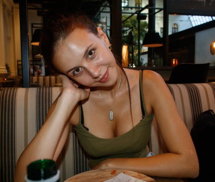 Jessica Alba Welcome to Paradise