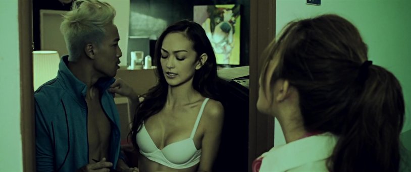 Jessica Alba Welcome to Paradise