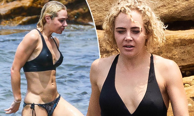 Miley cyrus bikini