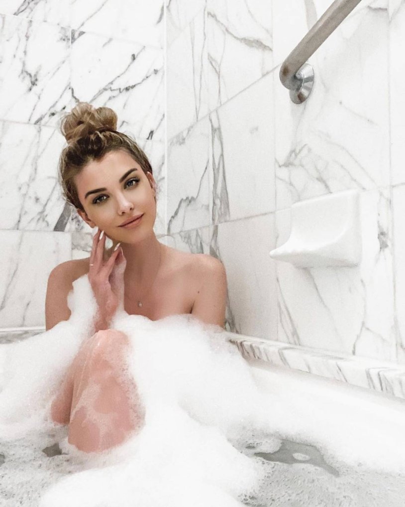 Emily Ratakovski naked aylaud