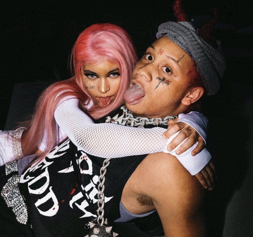 Girl from the clip Body