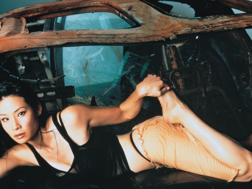 Michelle Yeoh Lucy Liu