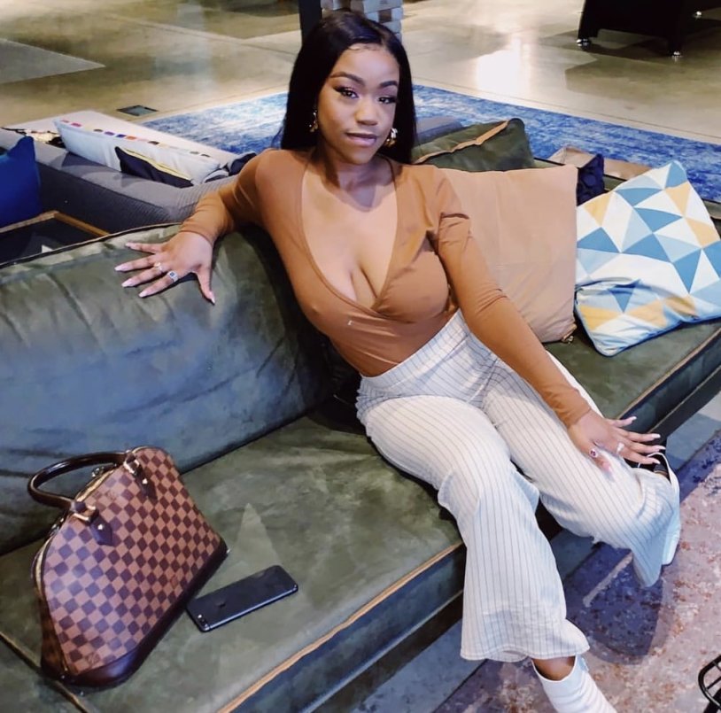 Andrea Dalton Saggie Tits