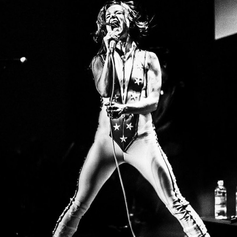 Juliet Lewis in the youth Sex