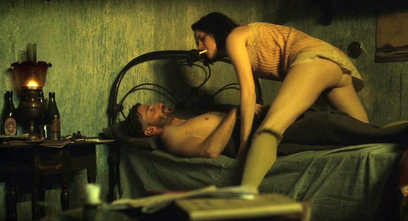 Alexandra Horvat Naked