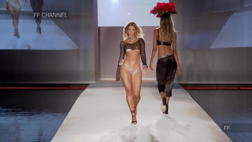 Sierra Sky on the catwalk model