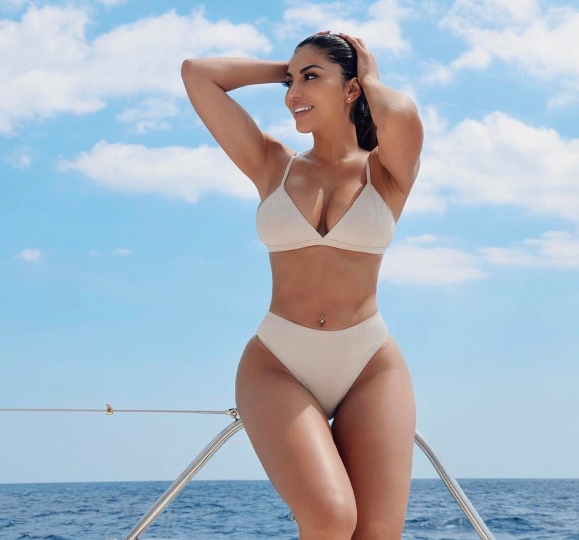 The figure of Kim Kardashian