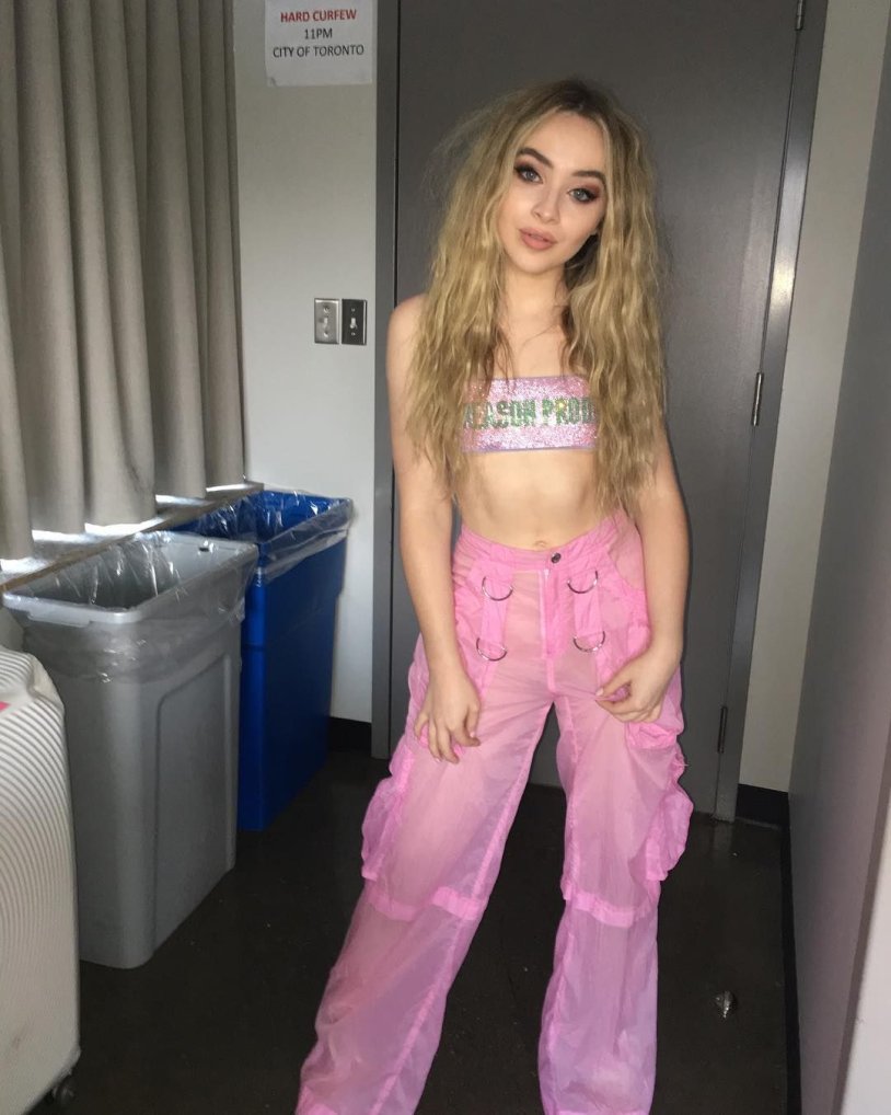 Sabrina Carpenter singular Act 1