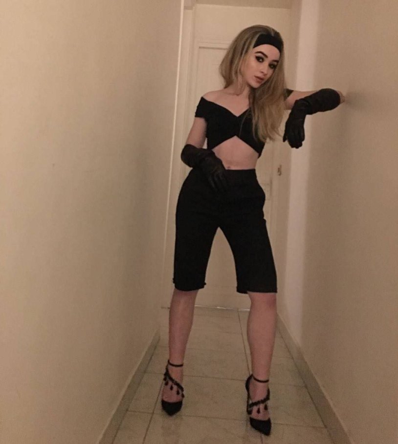 Sabrina Carpenter 2021